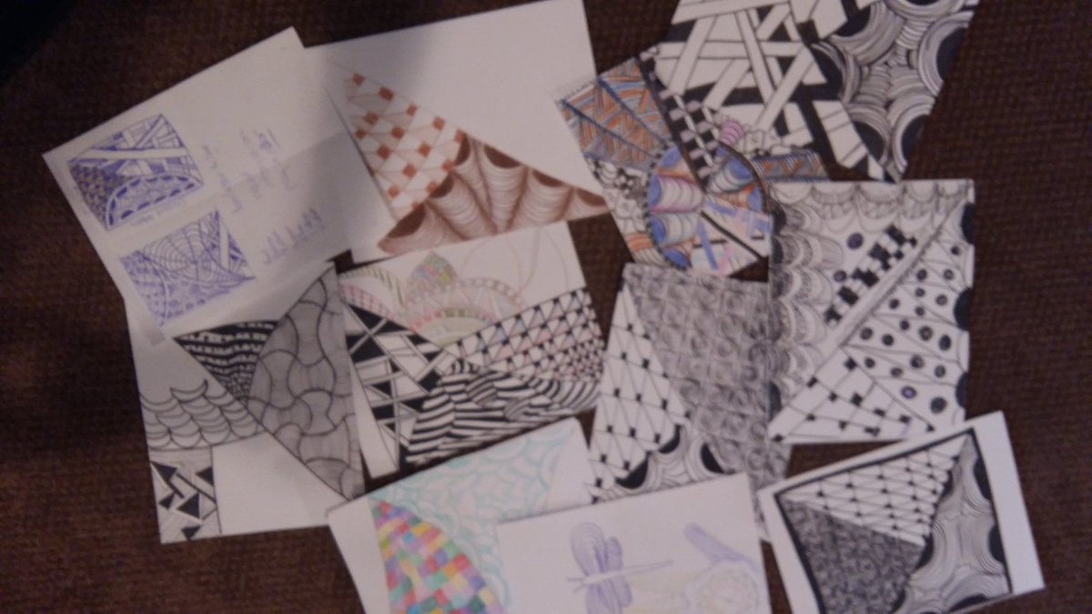 RadomskiClass's tweet photo. Afternoon of coloring! #ecsdawesome #StLucy #Zentangle https://t.co/61LkqJlFSf