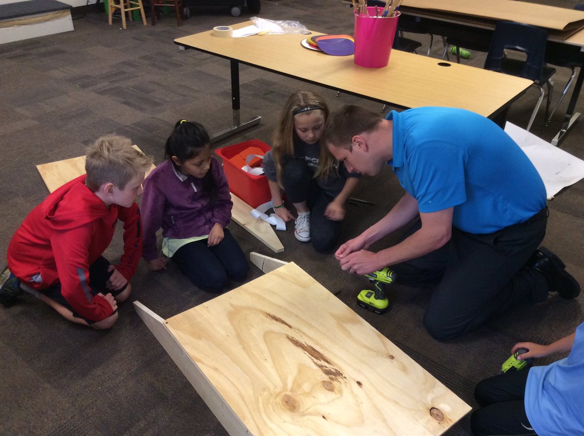 AnnieRatke's tweet photo. Everyone jumps in to help when the work supports our youngest kiddos! YMCA Tot Trot
@ghschools @ghapspeach #ghstem #ghtfr https://t.co/dkec0lLzsW