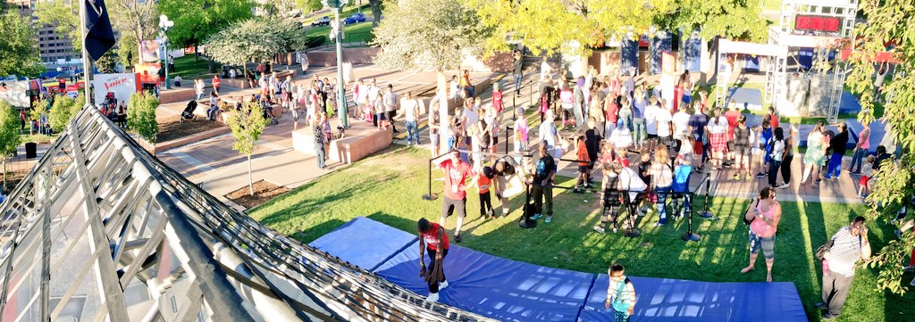 Nvr_GvUp's tweet photo. #NBCFanFest was PACKED with lots of future Spartans/Ninjas conquering obstacles💪 @ninjawarrior @NBCSpartan #AmericanNinjaWarrior  #spartan https://t.co/OH6sE16WZI