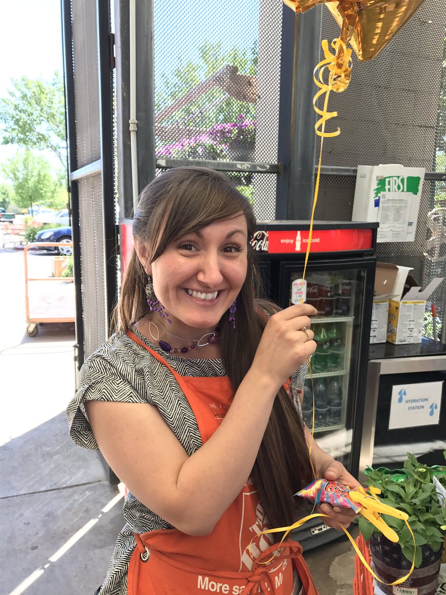 SethPlumb's tweet photo. Amazing Job Hannah 21 HDCC apps last week with 100% Cashier Friendliness and Check out Time! #redhotredding #CreatingCustomerLoyalty https://t.co/m3fn9xyhSb