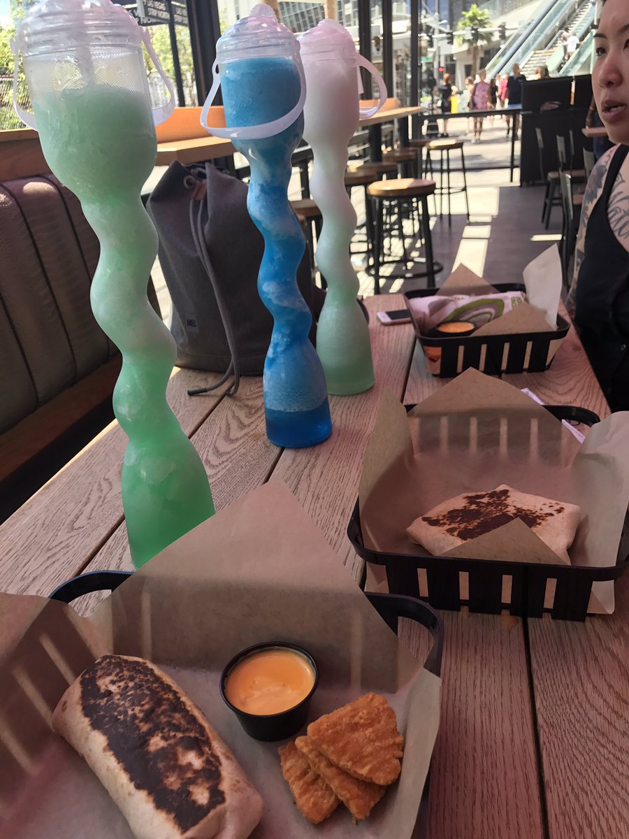 SpaceyKay's tweet photo. Feeling very blessed @tacobell 🙏🏼 https://t.co/qg8983emHh