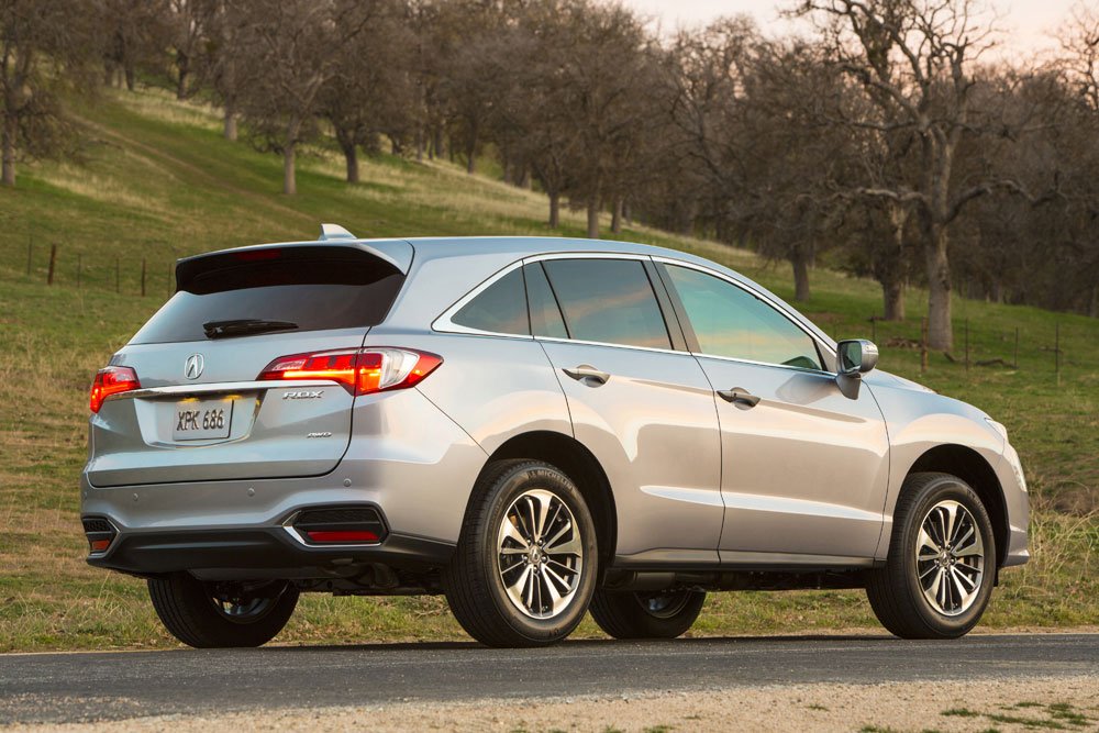 AutoFanMag's tweet image. The 2018 Acura RDX Arrives in Showrooms Tomorrow autofan.com/news-408-the-2… @Acura @Honda #news #AcuraRDX #SUV #acurapricing #luxurysuv #luxury