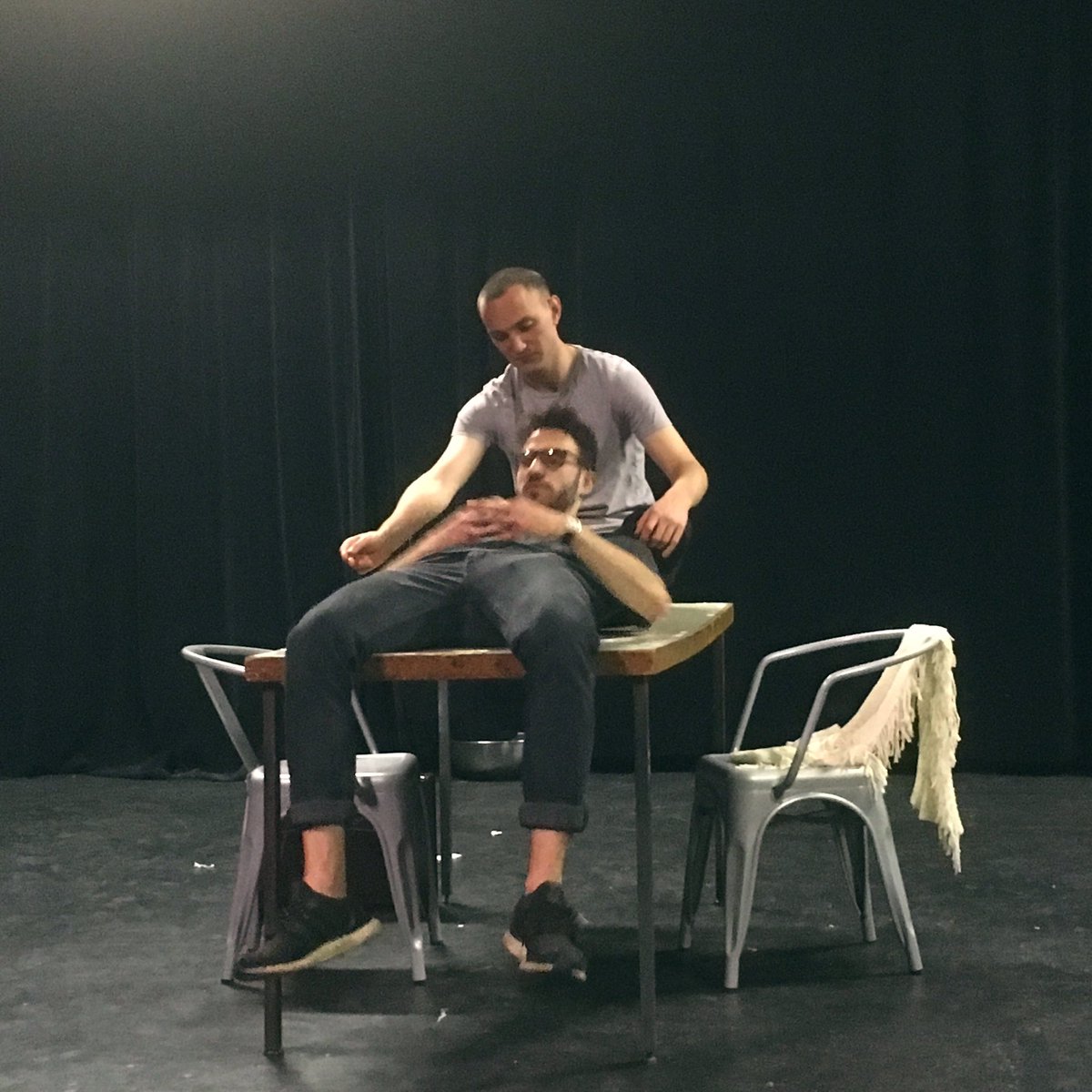 BeigeTheatreCo's tweet photo. how cute #cherrydocs #davidgow #fringebuzz #beigetheatreco #cuteboyz https://t.co/Qei8aBQtXZ
