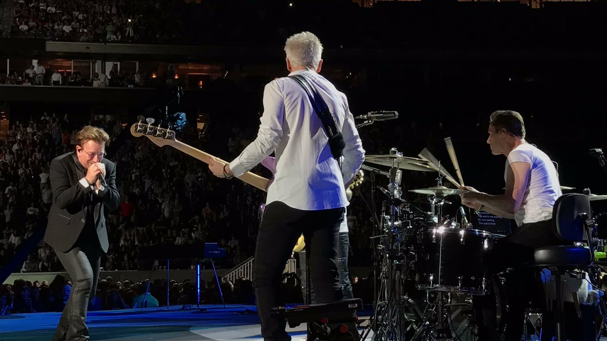 U2place's tweet photo. #joshuatreetour2017 #u2houston one of our favourite pic we shot yesterday! https://t.co/H4AjOCVwzl