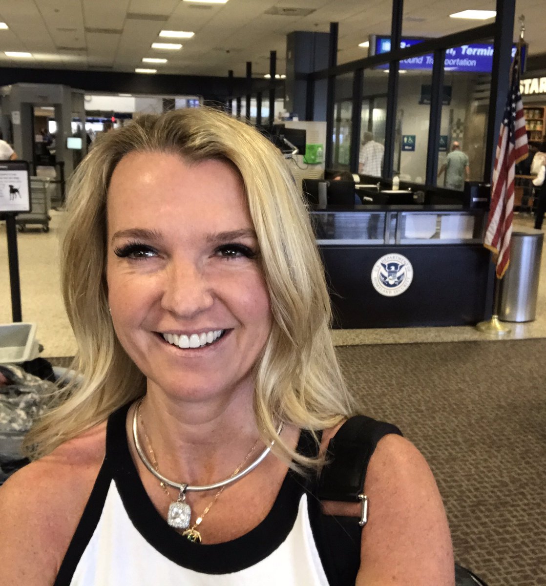 pthompsonwrites's tweet photo. Just got through security #happynosearch now I get to spend 2 hours in sky club. 1 hour delay for weather in Ny #getmetospain #Barcelona https://t.co/w6gpdDDBe6