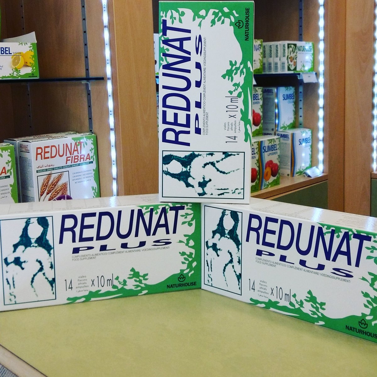 Naturhousecamdentown Hello Buy Our Redunat Plus Viales That Contains Elderberry L Carnitine Vitanim C E It Helps You To Burn Fat And Reduce Water Retention T Co Lubf7hzzjy