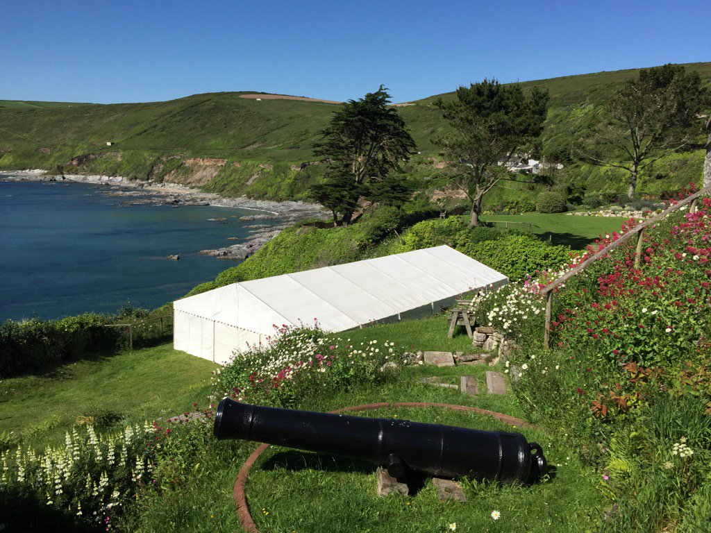 HineMarquees's tweet photo. Great weather for setting up #marquees @Polhawnfort with @theroundkitchen today. Good luck for the #weekend https://t.co/9BMJvZzoa3
