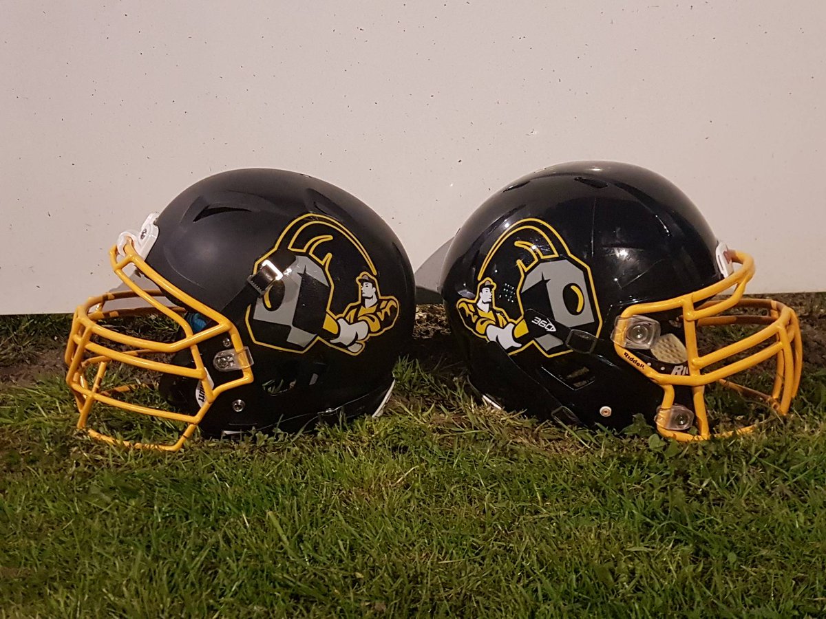 BlkCtrySteelers's tweet photo. SENIOR | #DecalTime! Thanks to @famerica, our lids are getting a fresh look! All helmets will sport the logo before we play @CaesarsFootball https://t.co/V8hEXzpTMc