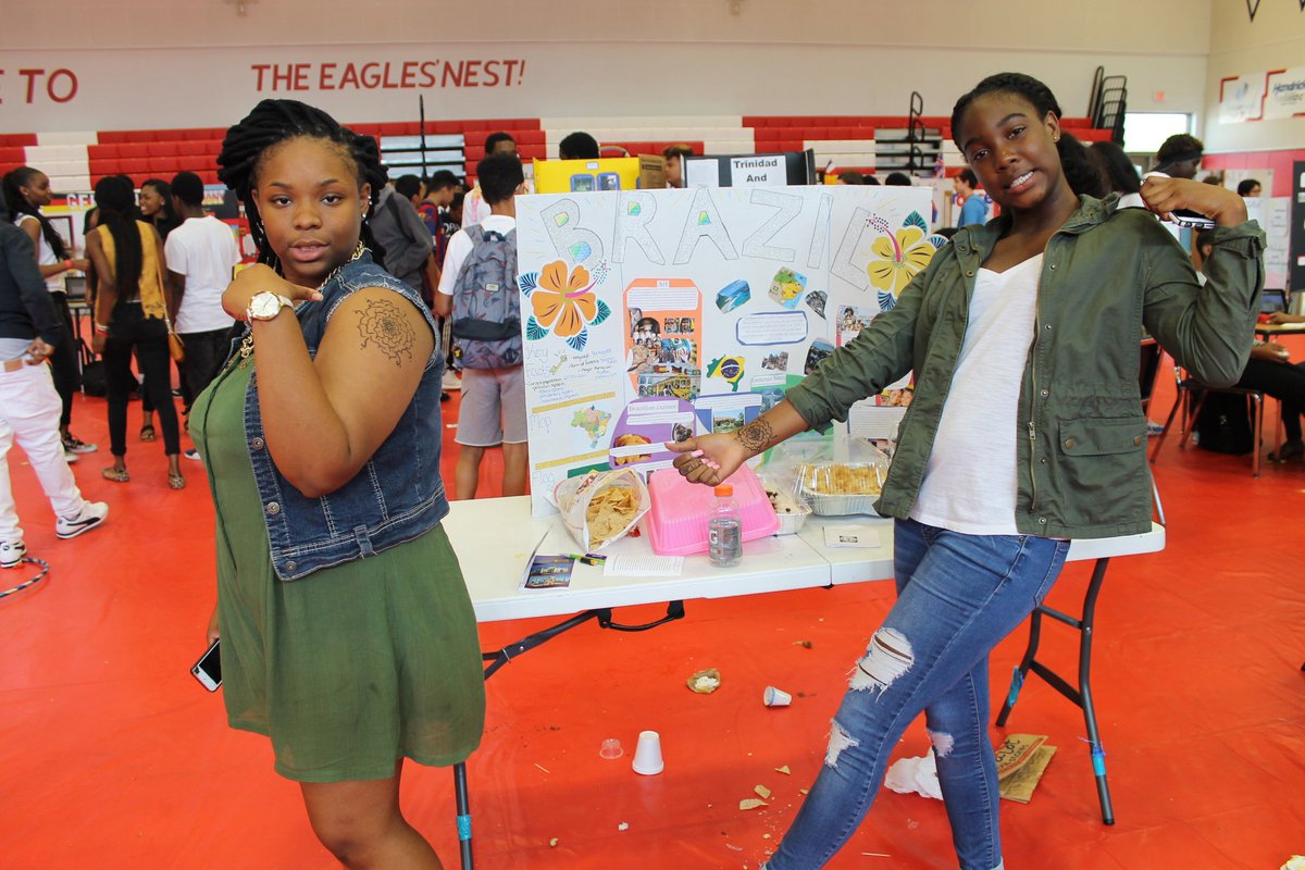 EdgewaterYBK's tweet photo. (Continued) #ehsyearbook https://t.co/5zqnEbWwtx