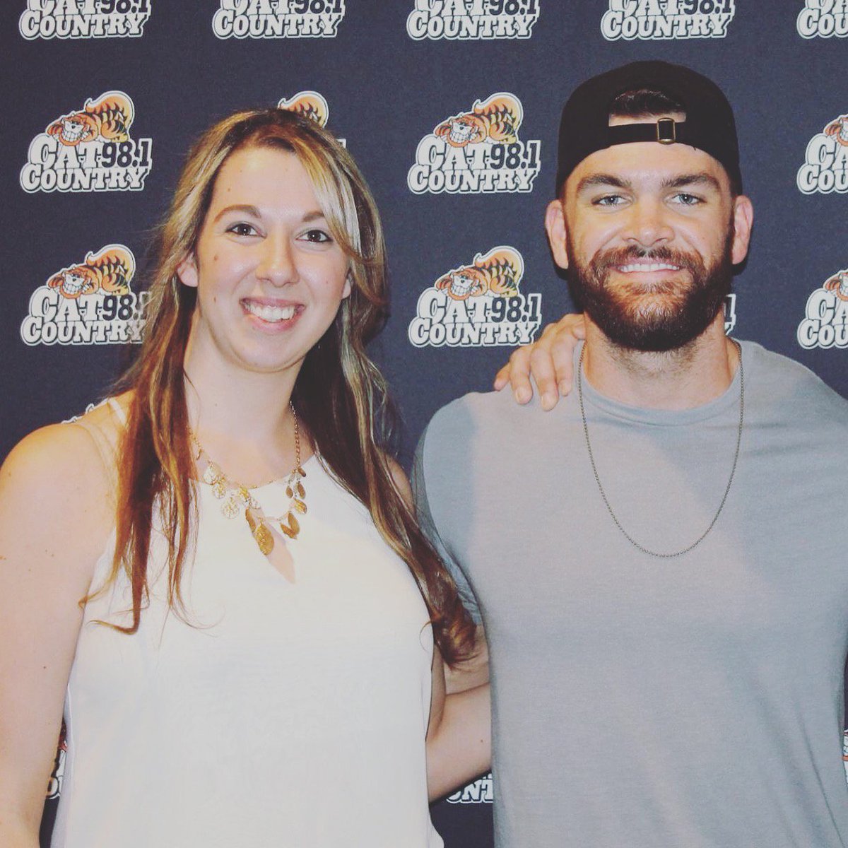 TY <a href="/DylanScottCntry/">Dylan Scott</a> <a href="/LogeesLife/">Logan Robinson</a> @DarrickCline <a href="/garrettcline/">Garrett Cline</a> &amp;RJ for an awesome time last night! It was such a pleasure to meet all of you!