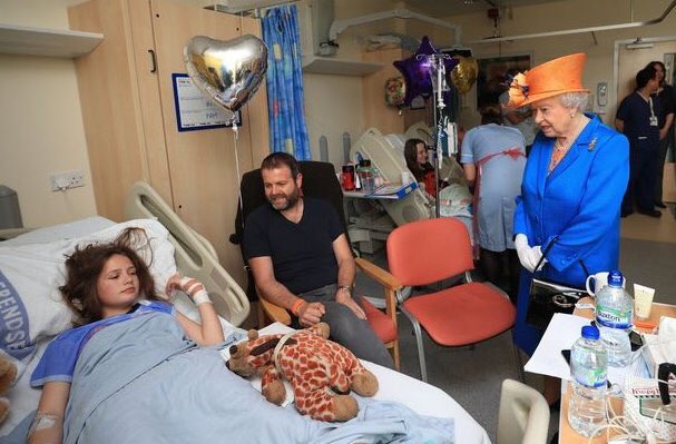 wells_ally's tweet photo. How lovely and heartwarming to see The Queen @RoyalFamily visiting Royal Manchester Children's Hospital #aboost #Manchester https://t.co/27jabcu8ui