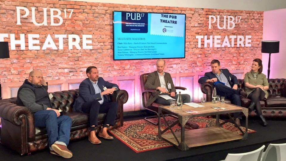 FurnitureMove's tweet photo. It looks like there is some good conversation going on around our Chesterfields at #pub17 #eventprofs #furniturehire https://t.co/78ucdO8ZuJ