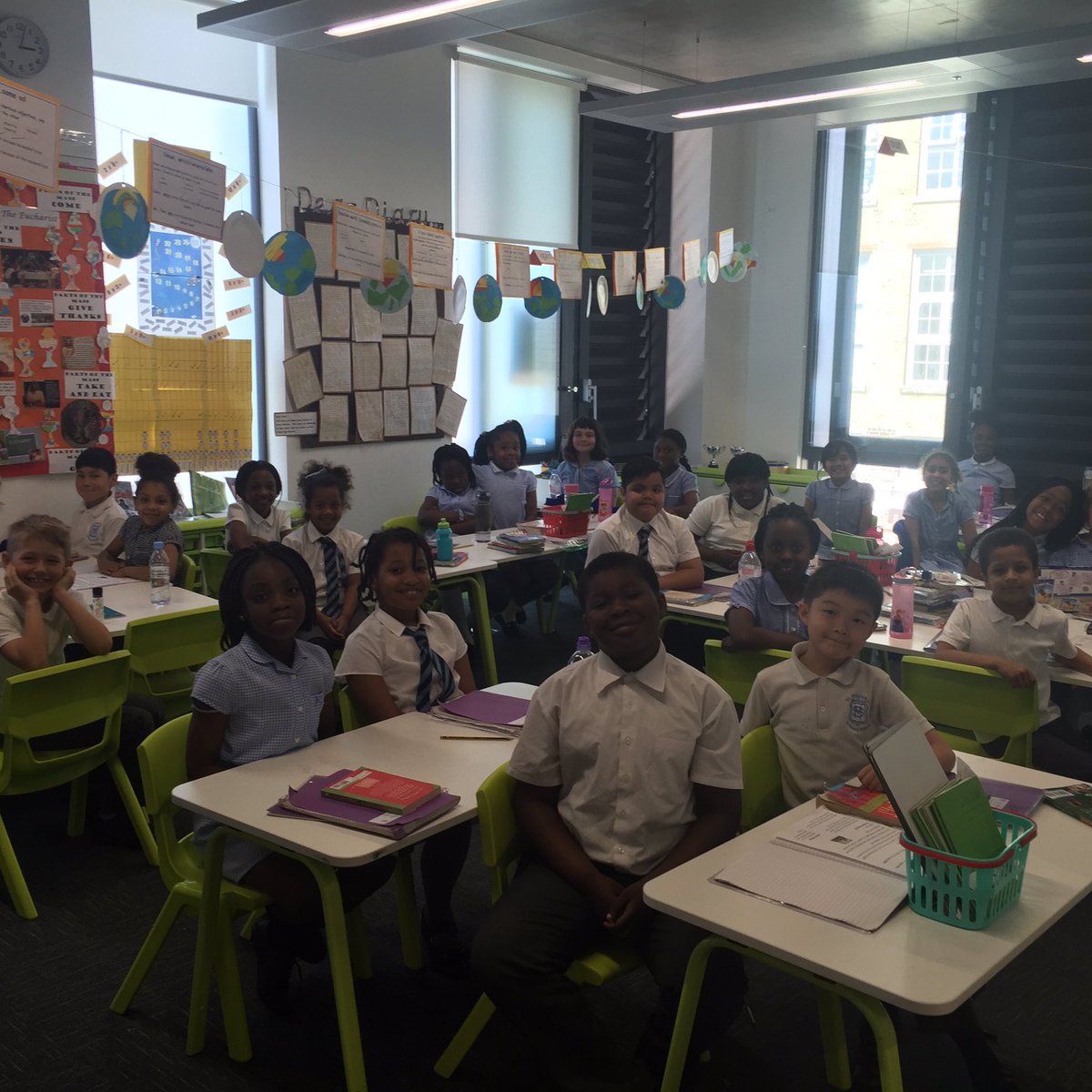 StMarys_SW8's tweet photo. Year three have 100% attendance again this week. #secondweekinarow #lovecomingtoschool https://t.co/LUEmkKTyDr