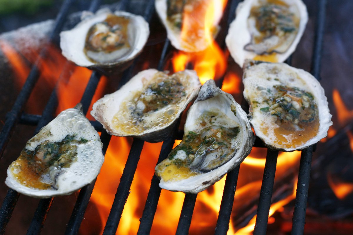 ElementSeafood's tweet photo. Rain, Rain, Go Away, so we can grill oysters on Memorial Day 
https://t.co/0G5q4JoQoO https://t.co/4zOI3i0fqT