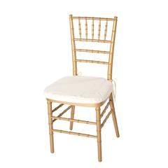 Searching for seating? Our Chiavari chairs are classic &amp; comfy. #Hospitality #Wedding hubs.ly/H07zt-r0