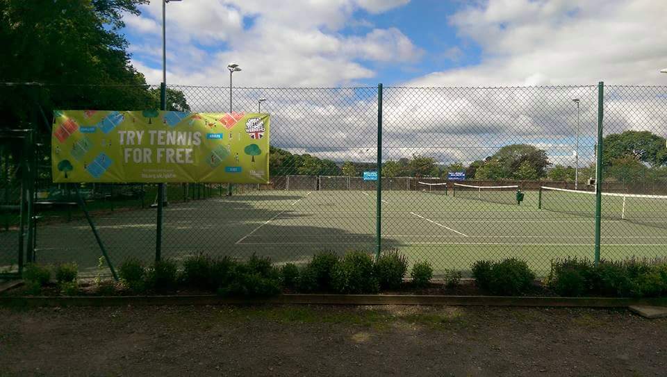 ICTTennis's tweet photo. spaces in R, G, 12 girls ,14,16,18 boys at next wk's Evesham grade 4 mel@inspire2coach.co.uk for late entry @MidsTennis @handwtennis https://t.co/SDgVMCZx9L