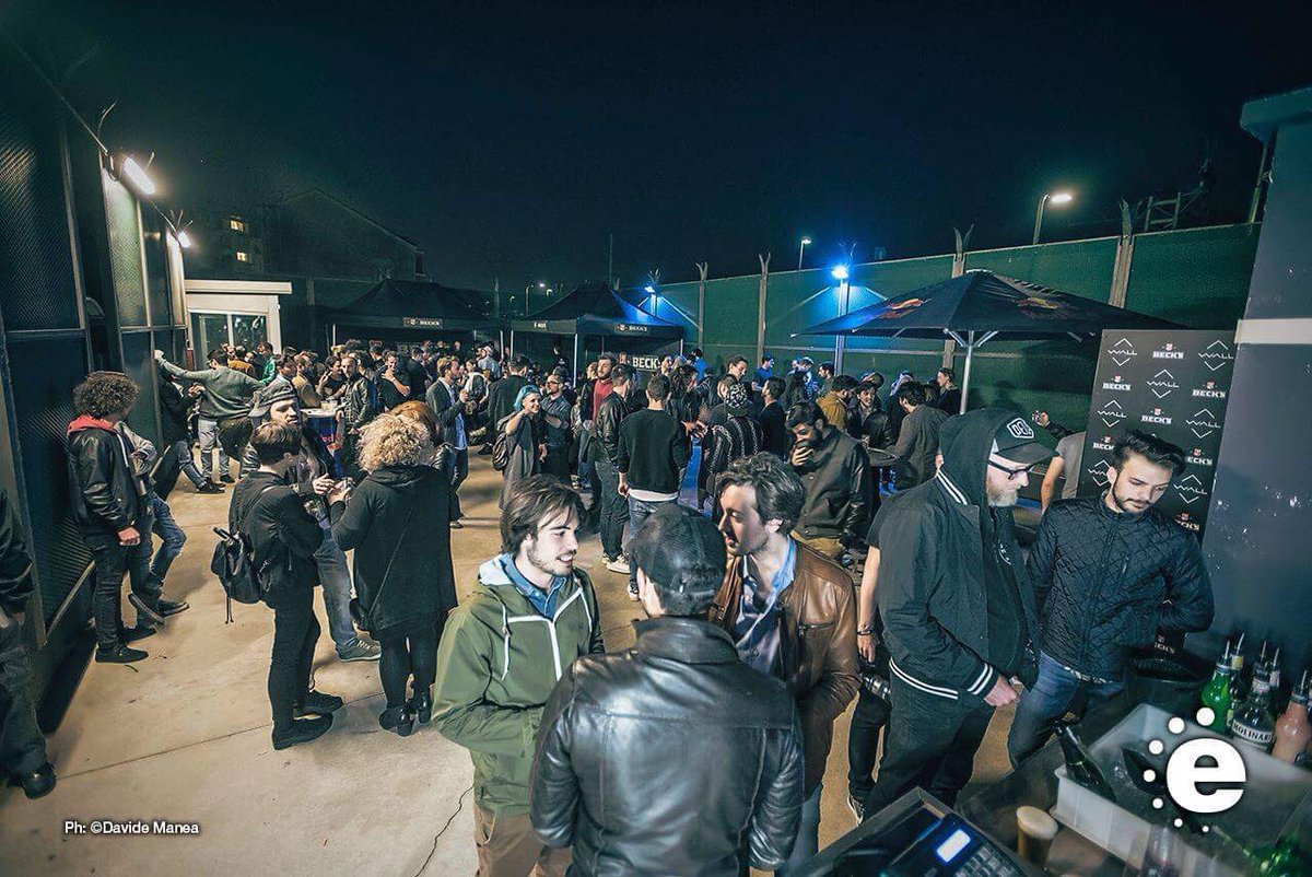 wallmilano's tweet photo. Apriamo alle 20, e il nostro terrazzo si trasforma in 2nd floor
Sabato 27 Maggio #ClosingParty w/ @magda_music + @Stephanesse + Silent Party https://t.co/r2zvQkqsFo