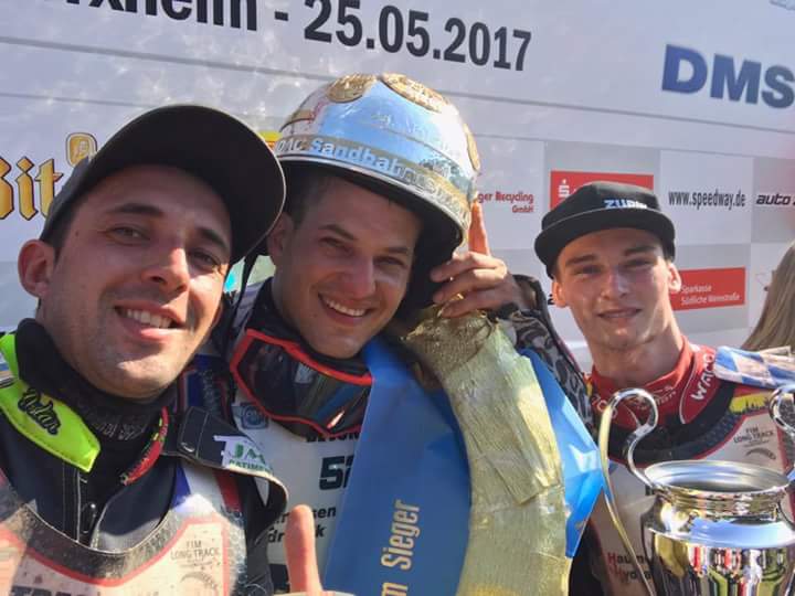 jannickdejong's tweet photo. Awesome result today! Thanks 2 all my sponsors for their support!  Also to my team and my engine tuner for the rocket #longtrackgp #herxheim https://t.co/loYZVd2yi8