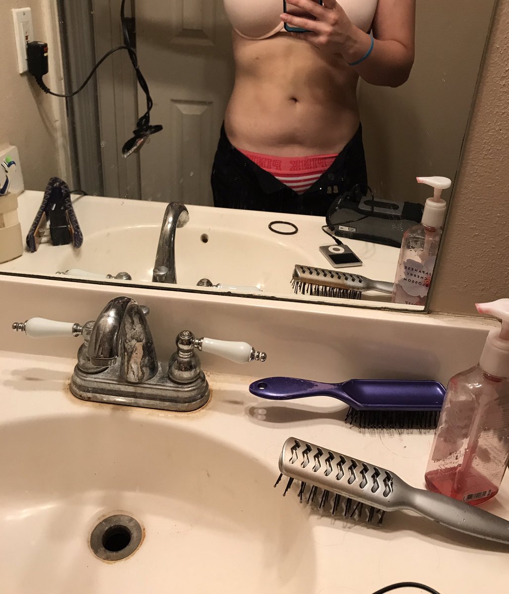 g0m3z_d's tweet photo. Slowly but surely 🙌 #SummerBodyComing https://t.co/bn1X2dAxej