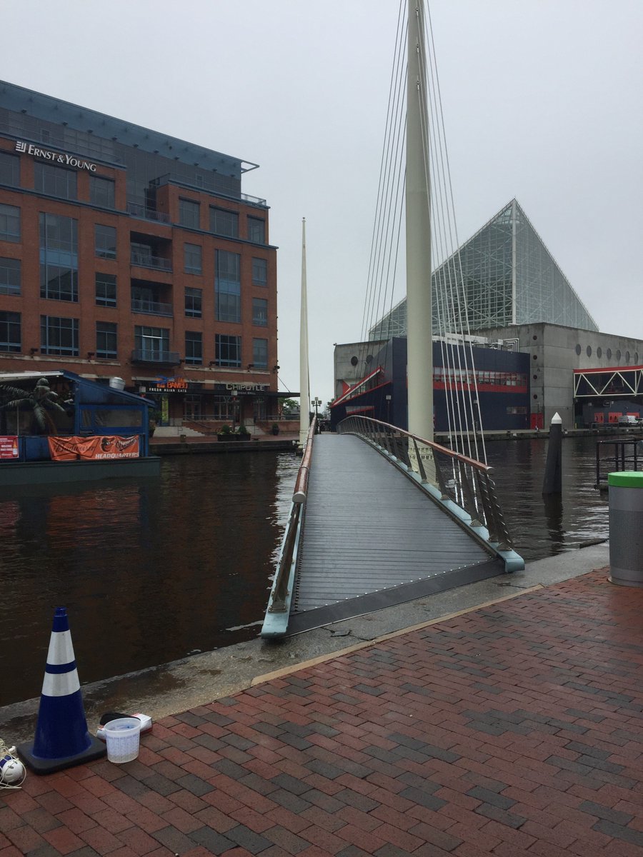 InciterHQ's tweet photo. Despite the rain, we had a great time today at the @NatlAquarium observing the BWET program in action! #eval #BWET #edexperience https://t.co/vZ4wFEiliZ