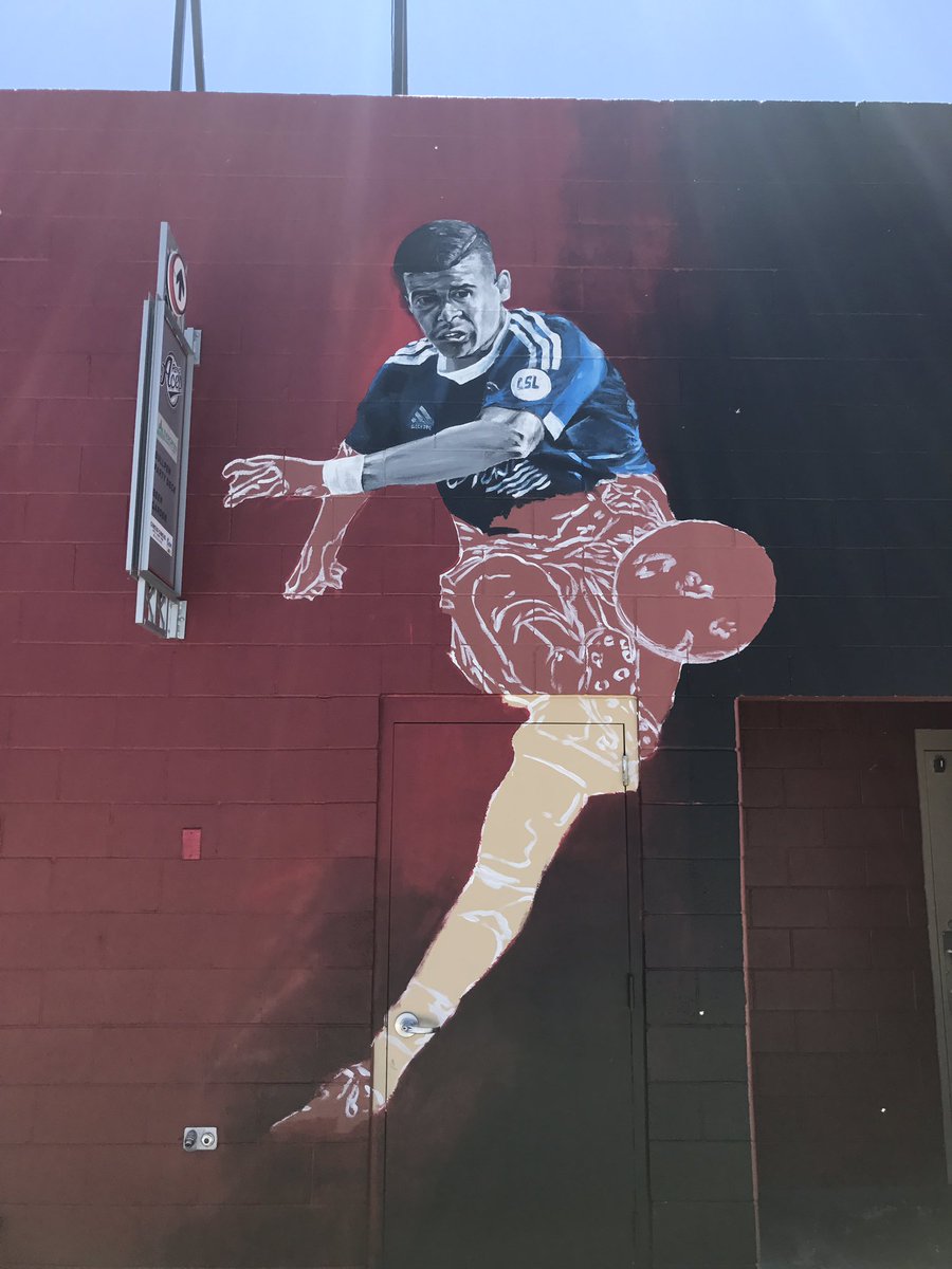 EricBallpark's tweet photo. Time for your daily #muraltimelapse at @greaternvfield. Today @juniorburgos10 gets some detail. https://t.co/SdZb3JoAFn