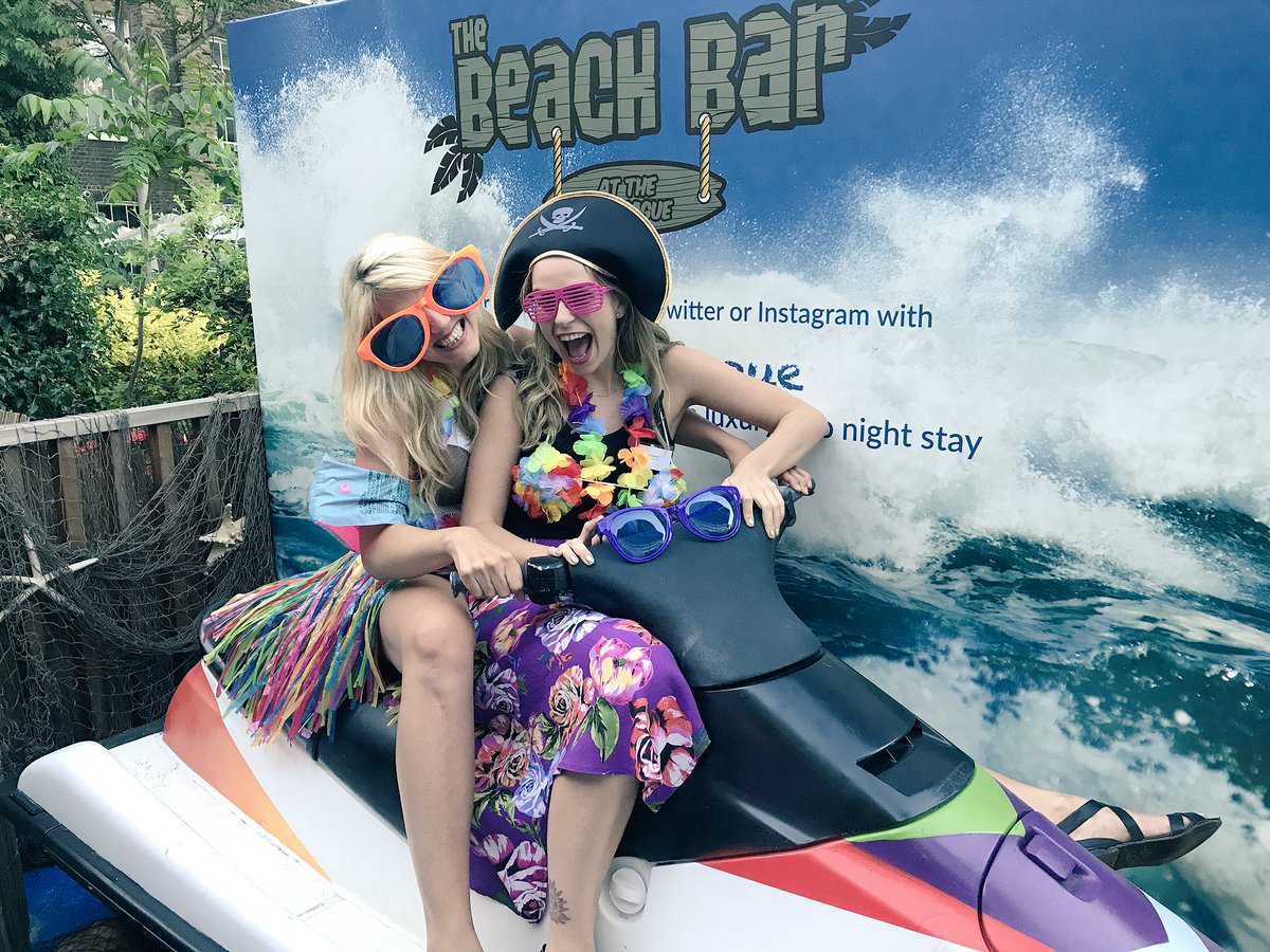Only_AbiT's tweet photo. Having the best time at the best beach bar in London!! #surfmontague https://t.co/2qHF69wpZI