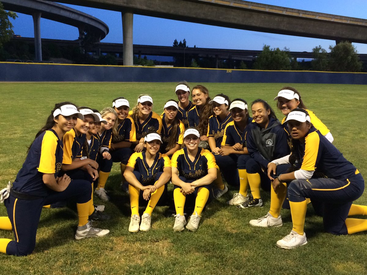 SpiritsNDHS's tweet photo. ND vs. Hillsdale Saturday at 4:3pm at PAL Stadium #ndspirits #ndsoftball #spirits #ndccschampionship #letsgospirits #ndccs17thtime https://t.co/Px3y7Lv7Yo