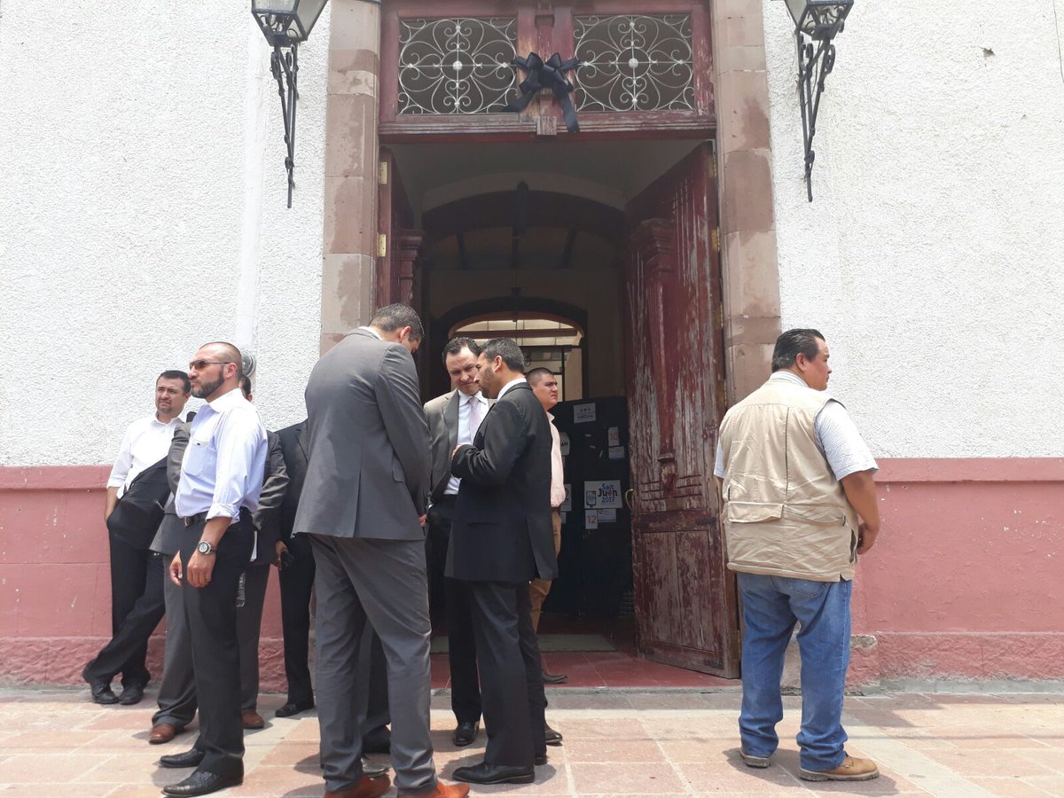 Ejecutan a director de policía de Apaseo el Grande DAsglS2XoAENeZd