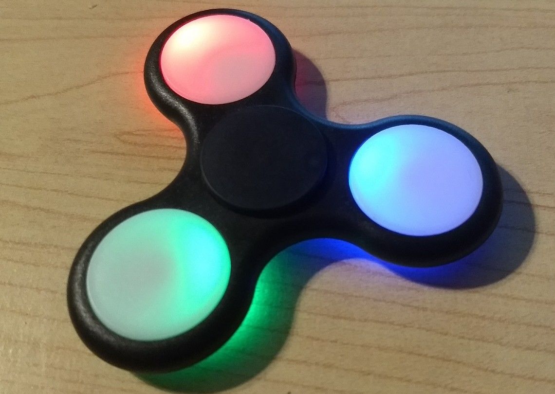 xraveprods's tweet photo. Love #FidgetSpinners? We got 'em! And they light up like magic. Perfect for your next #rave! Buy em here: https://t.co/gl4VuzMmpp 

#spinner https://t.co/GgTGqqI5qC