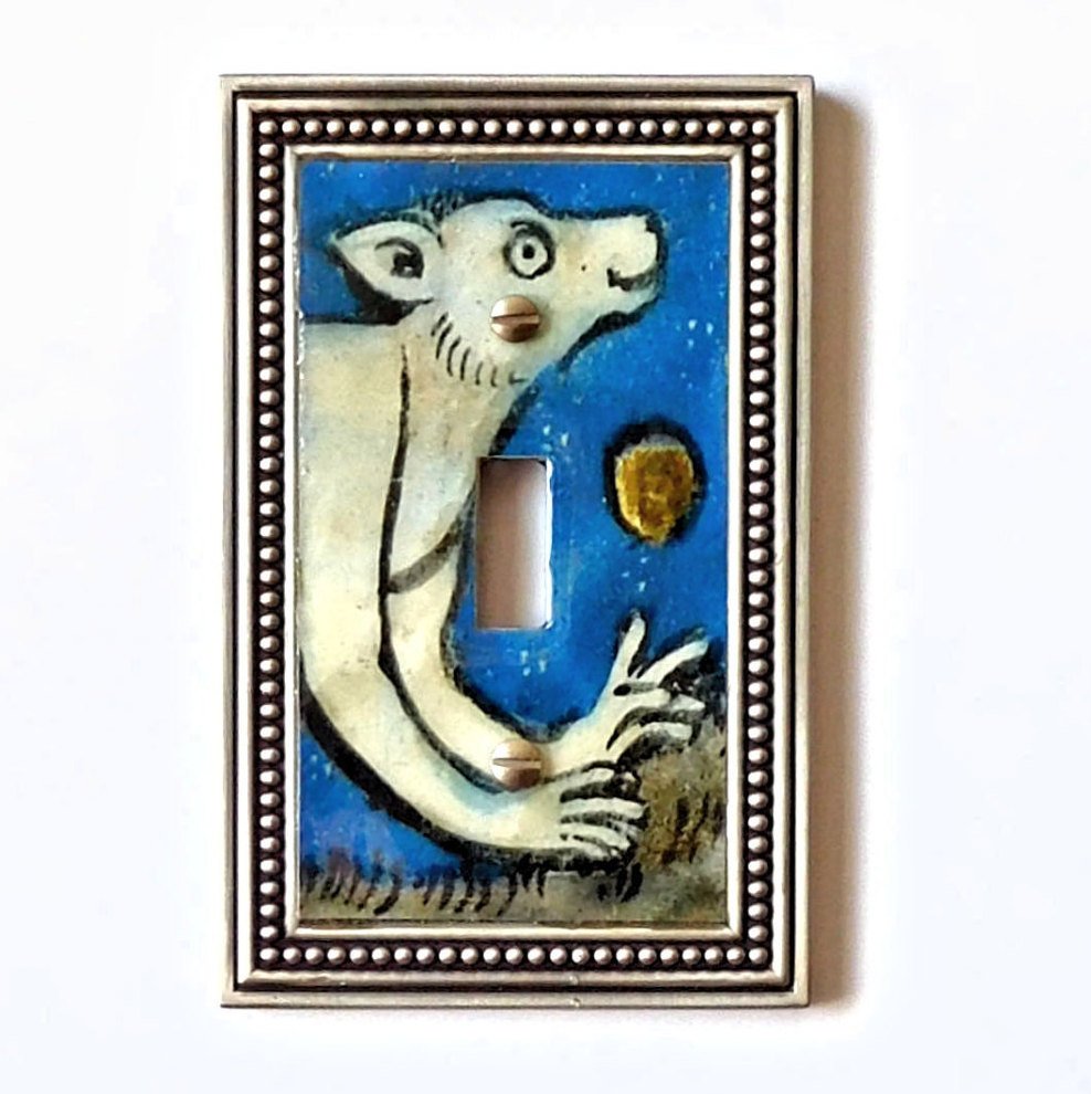 serra_artcraft's tweet photo. Switchplate Art, White Bear Gold Moon Light Switch Cover, Medieval B… https://t.co/iUi2bjThp4 #Artisan #MedievalBear https://t.co/BrRlYDh9ii