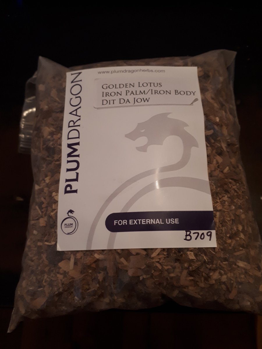 philwuxing's tweet photo. Plumdragon Herbs is having a 15% storewide sale! Go check it out guys and get something like this : https://t.co/EbyvqPnntH