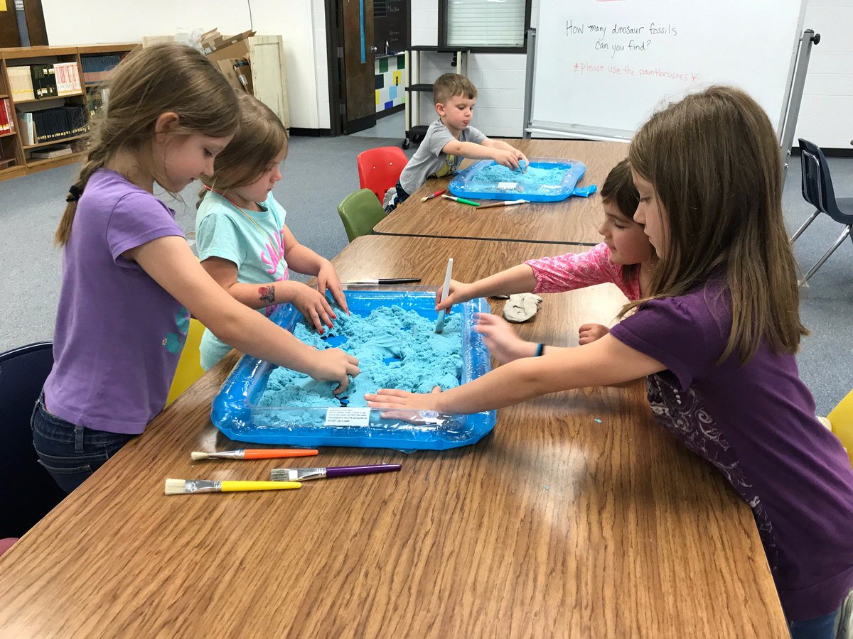 TheEduAlliance's tweet photo. Student's at #WPstem's Mini Maker Fair are digging for dinosaurs fossils. STEM in action! Thank you @SWN_R2 for your support. #STEMschool https://t.co/HVpniOeQmU