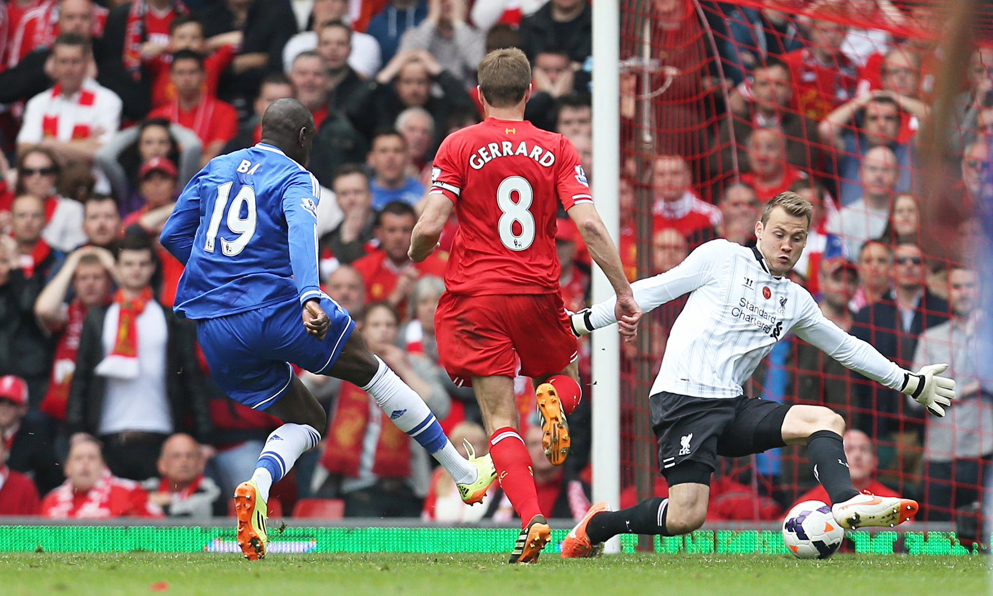 Happy birthday to Demba Ba who turns 32 today.  