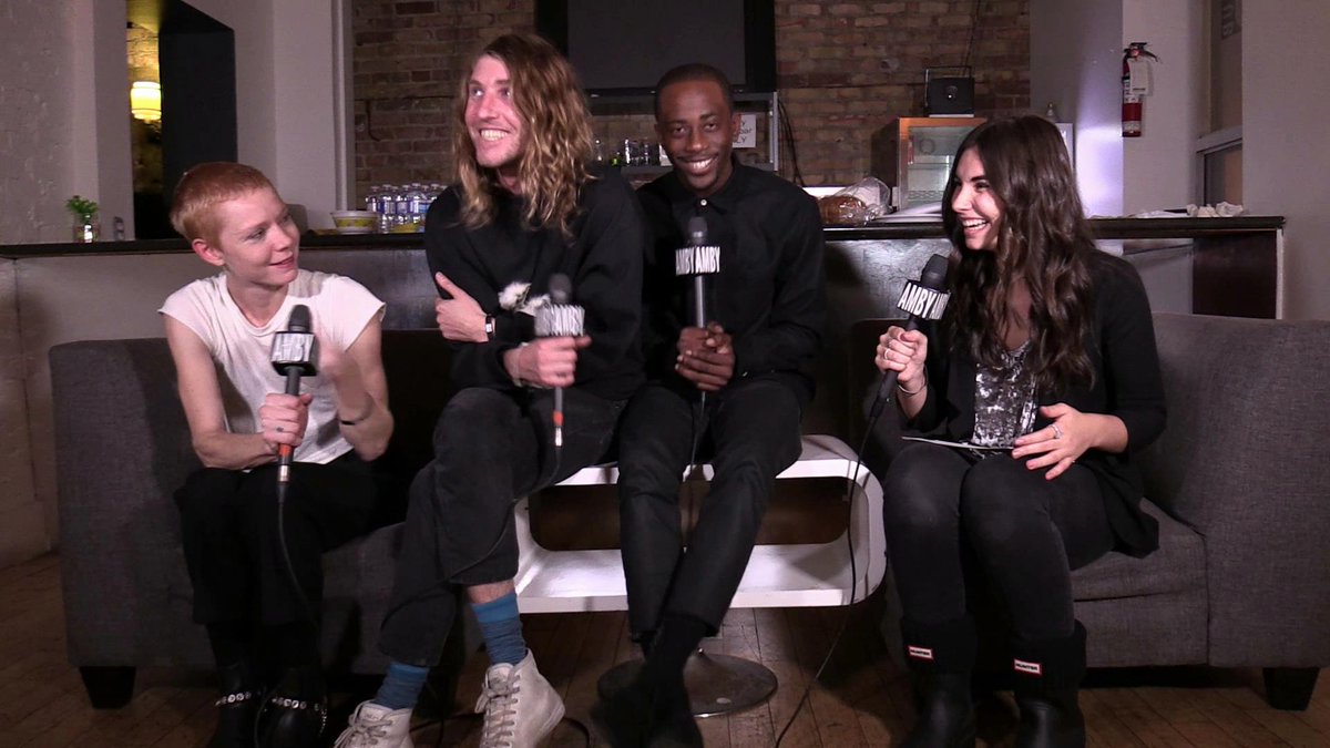 Watch <a href="/ZipperClubMusic/">Zipper Club</a> discuss parking tickets, goals, interesting fans, new wave, and living at <a href="/WholeFoods/">Whole Foods Market</a>. amusicblogyea.com/2017/04/30/gim…