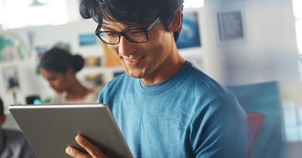 ComcastTechSoln's tweet photo. Can a content provider or programmer really “future-proof” its delivery model? #OTT https://t.co/FPERyeXbOj https://t.co/J7ykZXeuE4