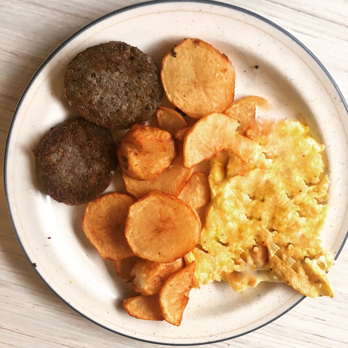 Breakfast served all day at the diner, and delivery via <a href="/UberEATS/">Uber Eats</a>
