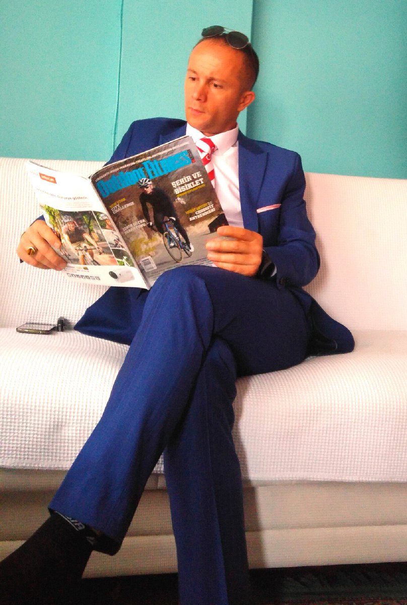 suitrunners's tweet photo. #suitrunners #altinyildizclassics #takimelbiselikosucular #run #takimelbise #bilalgul #huseyinburgaz #tarz #limitsensin #outdoorfitnesstr https://t.co/qJ86PeqJzK