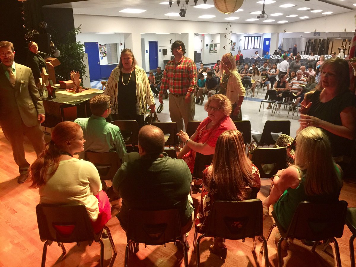 CounselorsSOAR's tweet photo. 8th Grade Awards Night... Achievements, Recognitions, Celebrations. May they always continue to SOAR! @GGM_SOARS @collierschools #ccpsproud https://t.co/RWF7t0zRmN