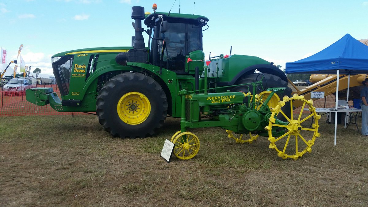 QRIDAmedia's tweet photo. #FlashbackFriday – the old and the new. There’s still time to catch Sam Spina for a chat about funding options here at #FNQfielddays! https://t.co/mgNAO5mfC4