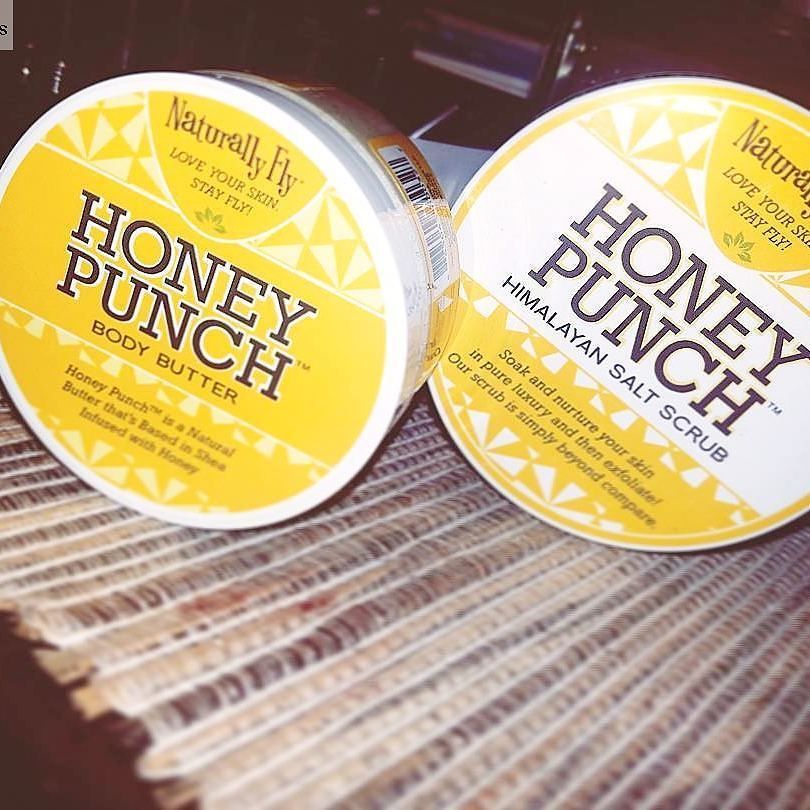 ItsNaturallyFly's tweet photo. #Repost from @afrochicas ... Who loves super soft skin 🙋🏽🖐🏽 I got my hands on the @naturallyflyspot Honey Punch at… https://t.co/M2eBK4wjff https://t.co/slZF2fvpH6