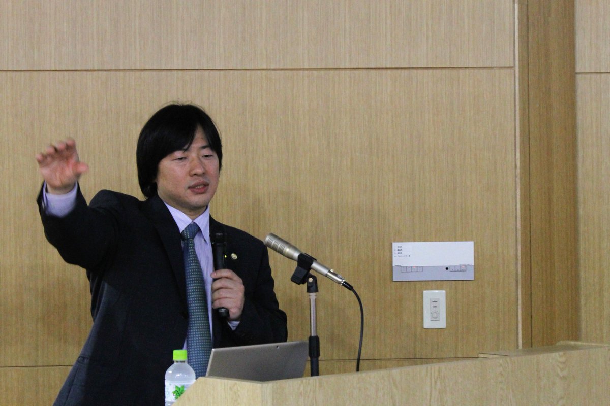 Uzivatel スキナスジャパン 公式 Na Twitteru 5 23東京大学 中島董一郎記念ホールにて 弁護士 医師 鈴木 孝昭先生による 美容外科の危険性 についての講演でした 医師が施すとはいえ 美容外科にはリスクが潜み 危険を自ら見極めなければならない 美 は日々