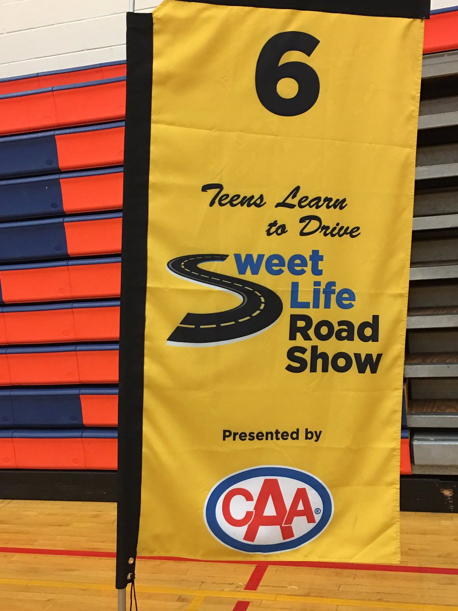 SvenTrueNorth's tweet photo. #TeensLearntoDrive is a community program delivered by @AnneMarieHayes & team. Dropped by to see it in #Mississauga this am. #RoadSafety https://t.co/2MNMon8fLr