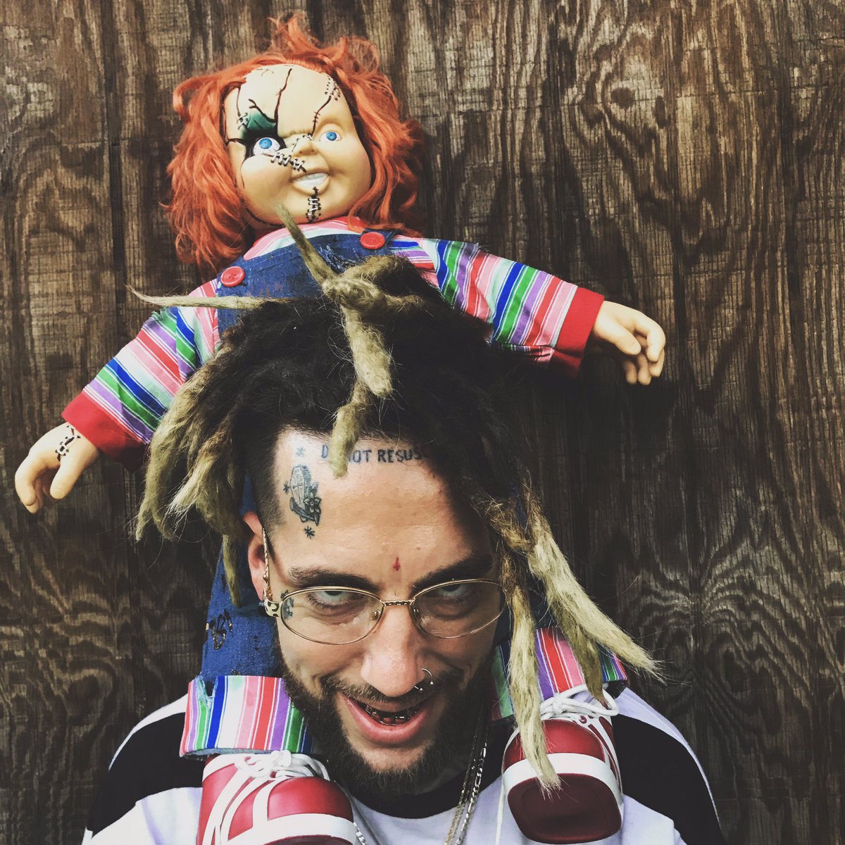 SuicideChrist's tweet photo. best friends till the end https://t.co/zGM8Hm0Yfk