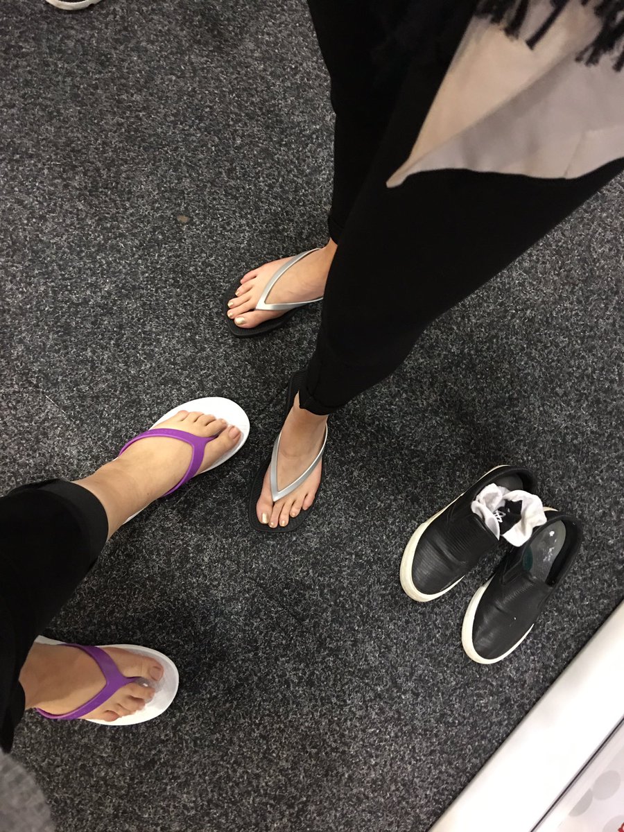 marniecohen's tweet photo. Sporting my new @ArchlineAU thongs with @tash___b at the #apodc2017 @APodC2017 🙆🏾💃🏽 https://t.co/wRrvuyP9nN