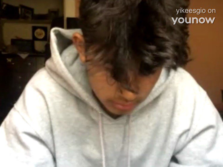 gio2sossy's tweet photo. 🔴 LIVE yikeesgio on #YouNow https://t.co/7QVwXwcR7q https://t.co/dlw8Afd1jP