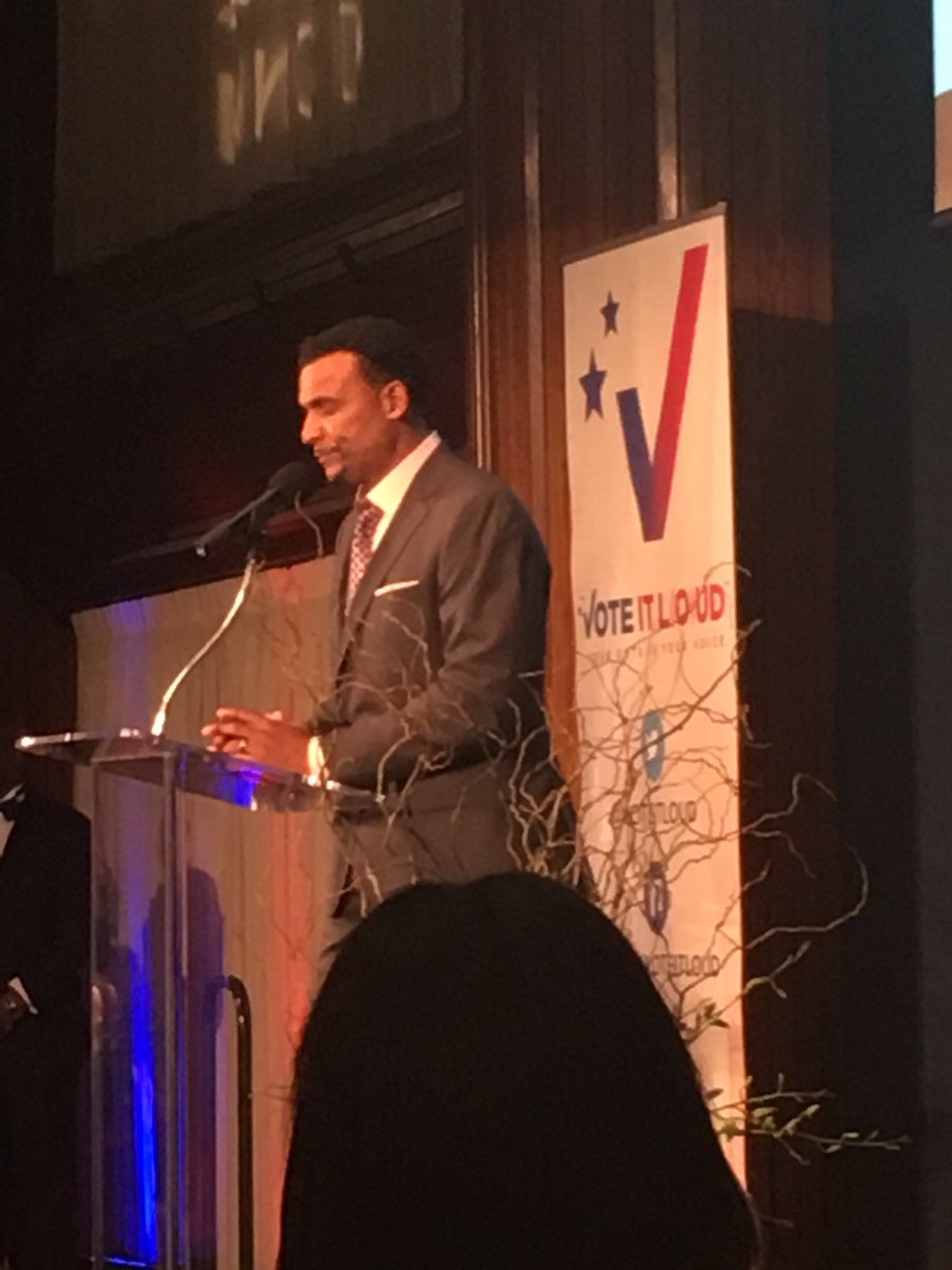 ReignOfApril's tweet photo. My girl @angela_rye just got name-checked by @DavidAArnold as an example of keeping it real in media. "She may choke someone out." #VILMMCD https://t.co/AA5pFapgUc