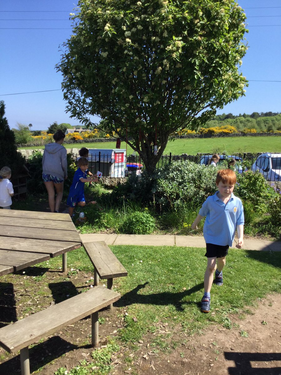BanDevPS's tweet photo. Orienteering afternoon with @ASAberdeenshire and @PortyAcad work experience students today. #findtheanimals #thankyouguys #activeschools 😀🎽 https://t.co/cwheErP1v0