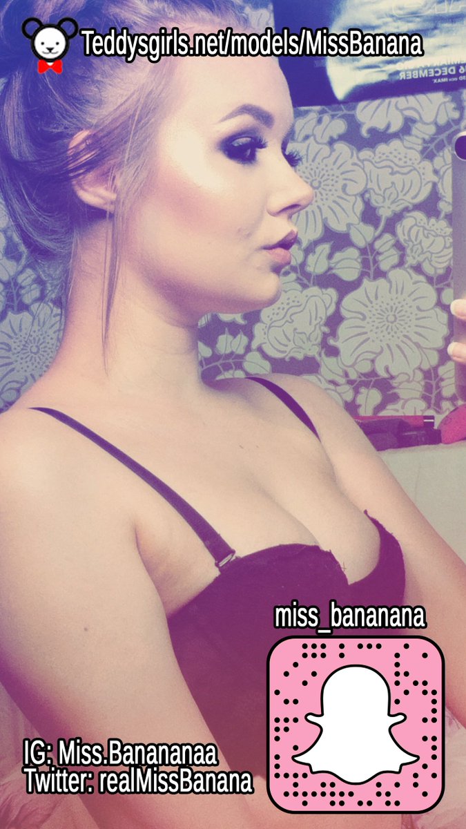 RealMissBanana's tweet photo. Add me on my new snapchat ➡️miss_bananana https://t.co/EHXamL7VJw