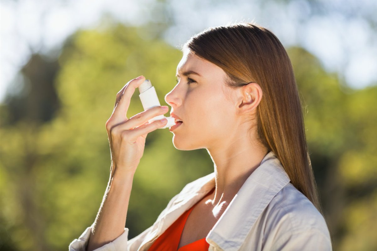 NESpineAndSport's tweet photo. Asthma typically begins in childhood, but affects people of all ages. https://t.co/AYOrqFdDQz https://t.co/WDnCppjZnM