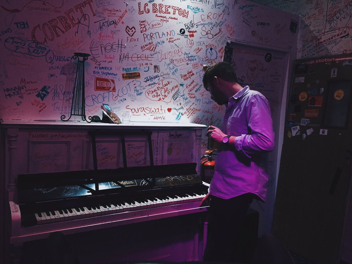 Big thanks to <a href="/thebedfordlive/">The Bedford Live</a> for having me tonight, awesome venue and one funky green room